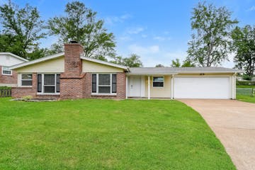 4917 RAINFORD CT St. Louis, MO 63128